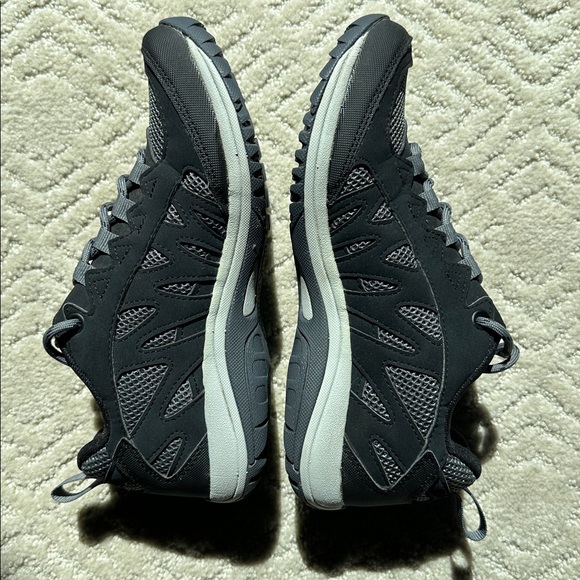 Merrell Women’s Gray and Black Air Cushion Waterproof Shoes - Picture 2 of 8